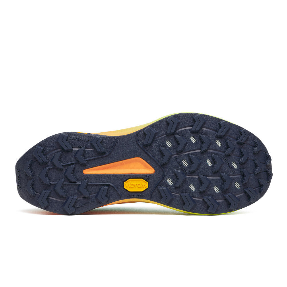 PEREGRINE 16   FEMME